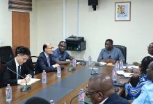 驻加纳大使童德发拜会加纳道路部长阿格博扎-中非友好经贸发展工作委员会