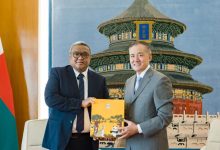 季平大使会见马达加斯加地方政要-中非友好经贸发展工作委员会