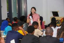 坦桑尼亚中文夜校亮起的灯光-中非友好经贸发展工作委员会