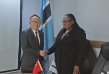 驻博茨瓦纳大使拜会博儿童福利与基础教育部长莫科卡-中非友好经贸发展工作委员会