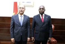 驻安哥拉大使会见安外交部长安东尼奥-中非友好经贸发展工作委员会