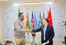 驻吉布提大使会见伊加特执行秘书格贝耶胡-中非友好经贸发展工作委员会