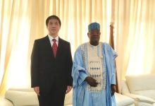 驻喀麦隆大使到任拜会喀国民议会议长卡瓦耶-中非友好经贸发展工作委员会